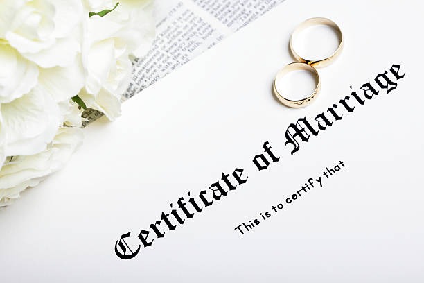 Marriage contract lawyers in Ontario helping couples create fair and legally binding prenuptial and postnuptial agreements