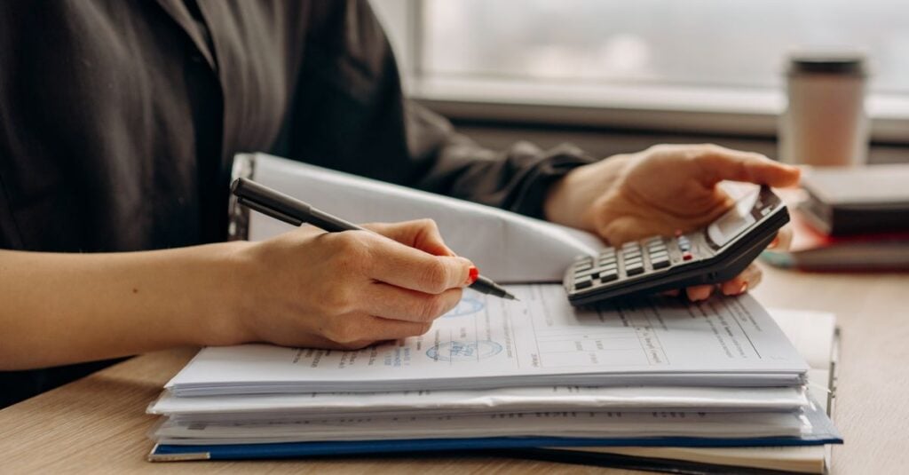 Who Is Eligible for Spousal Support in Ontario?